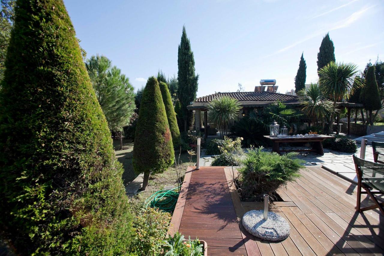 Villa Elena Peraia  ภายนอก รูปภาพ