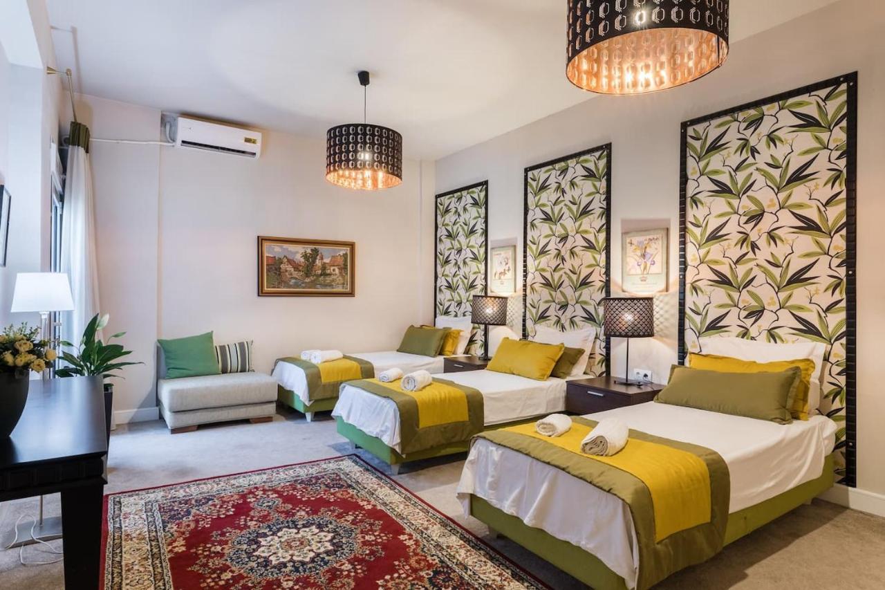 Villa Elena Peraia  ภายนอก รูปภาพ