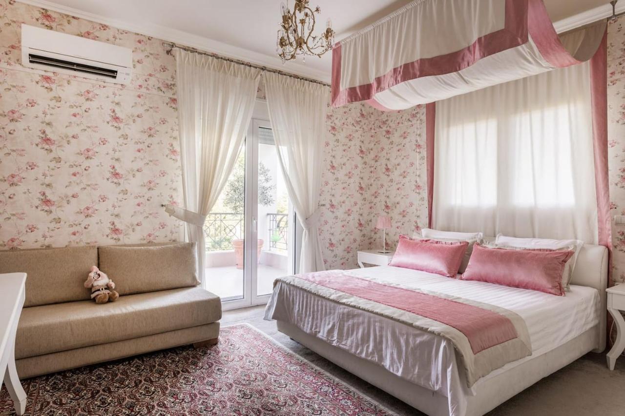 Villa Elena Peraia  ภายนอก รูปภาพ
