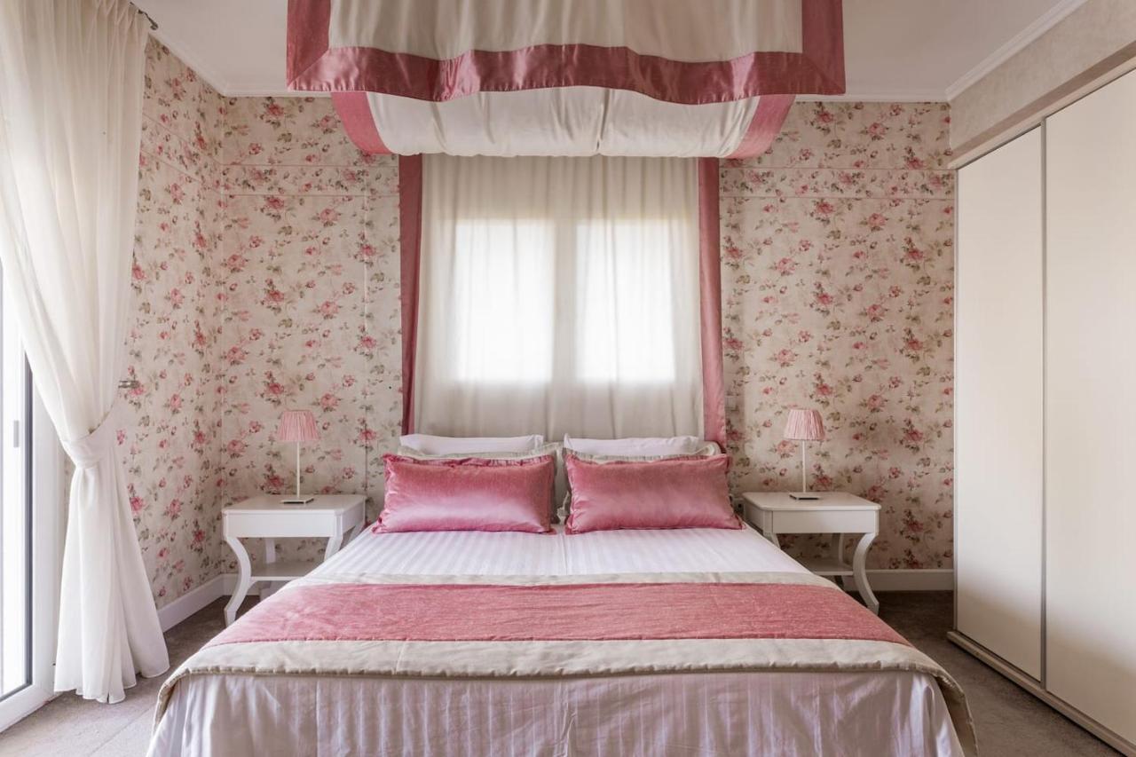 Villa Elena Peraia  ภายนอก รูปภาพ