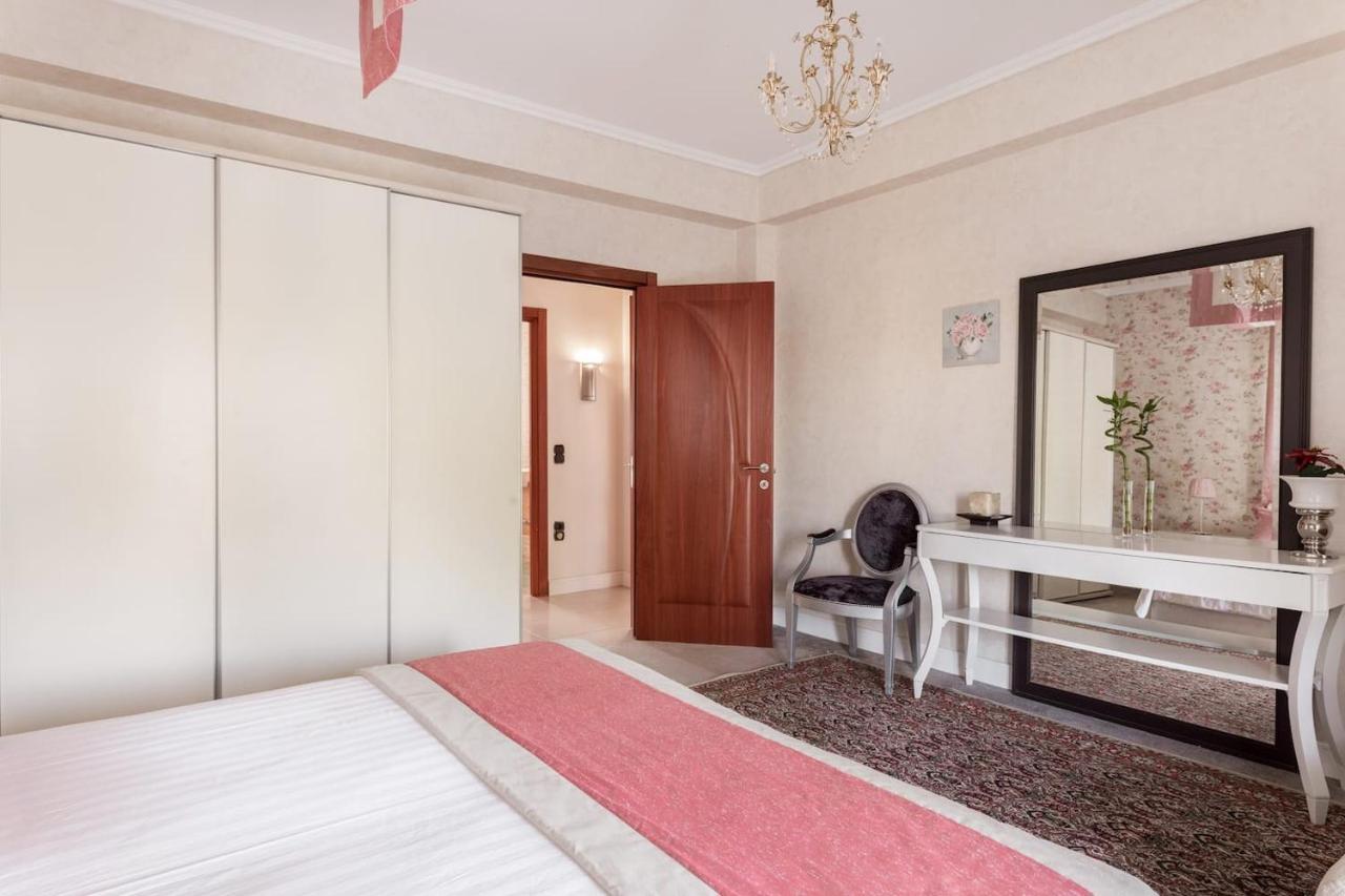 Villa Elena Peraia  ภายนอก รูปภาพ
